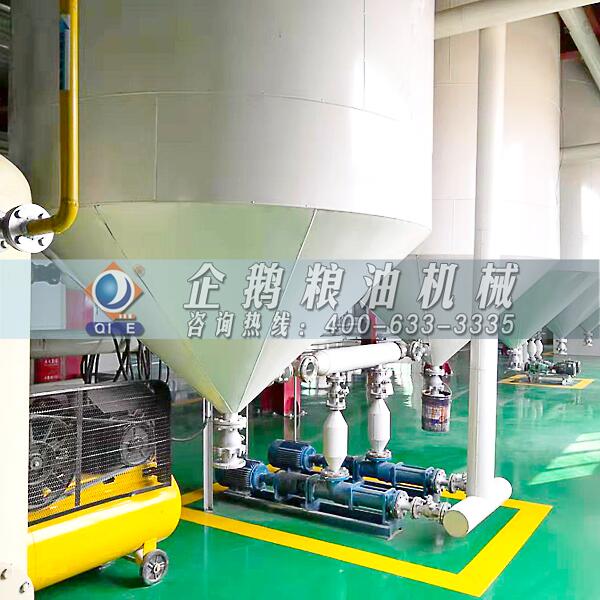 油脂加工設(shè)備機(jī)械廠家,企鵝糧油備受矚目(圖1) 油脂機(jī)械設(shè)備